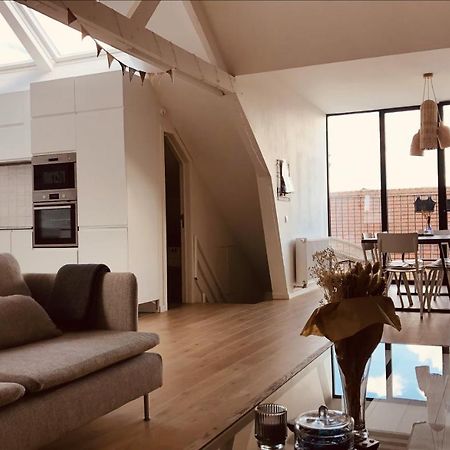 Appartamento Lichtrijke Loft Bij Restaurant Den Olifant Ypres Esterno foto