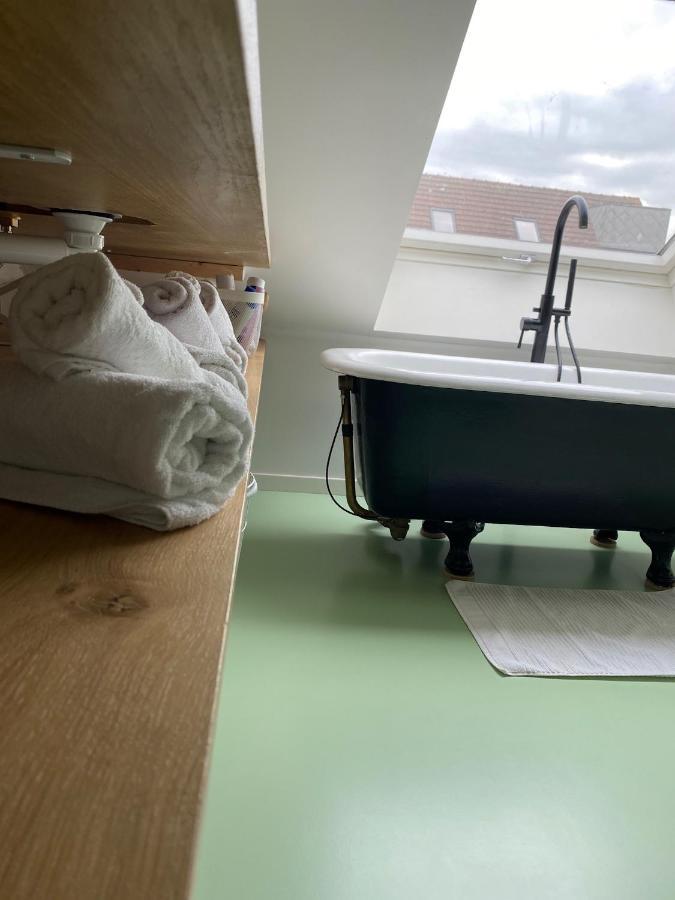 Appartamento Lichtrijke Loft Bij Restaurant Den Olifant Ypres Esterno foto