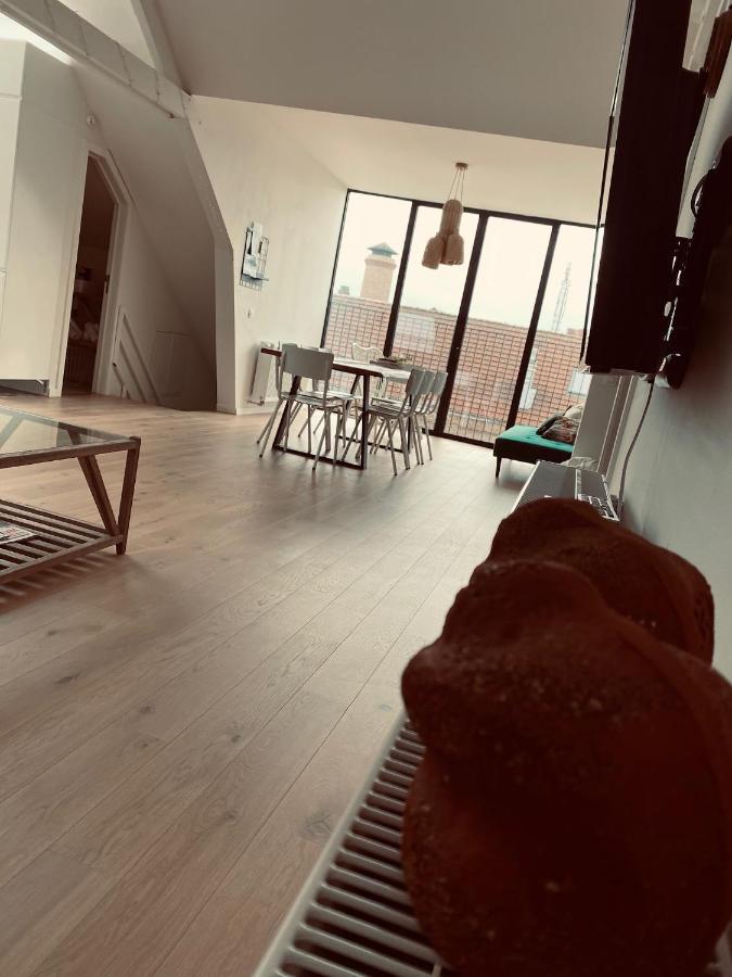 Appartamento Lichtrijke Loft Bij Restaurant Den Olifant Ypres Esterno foto