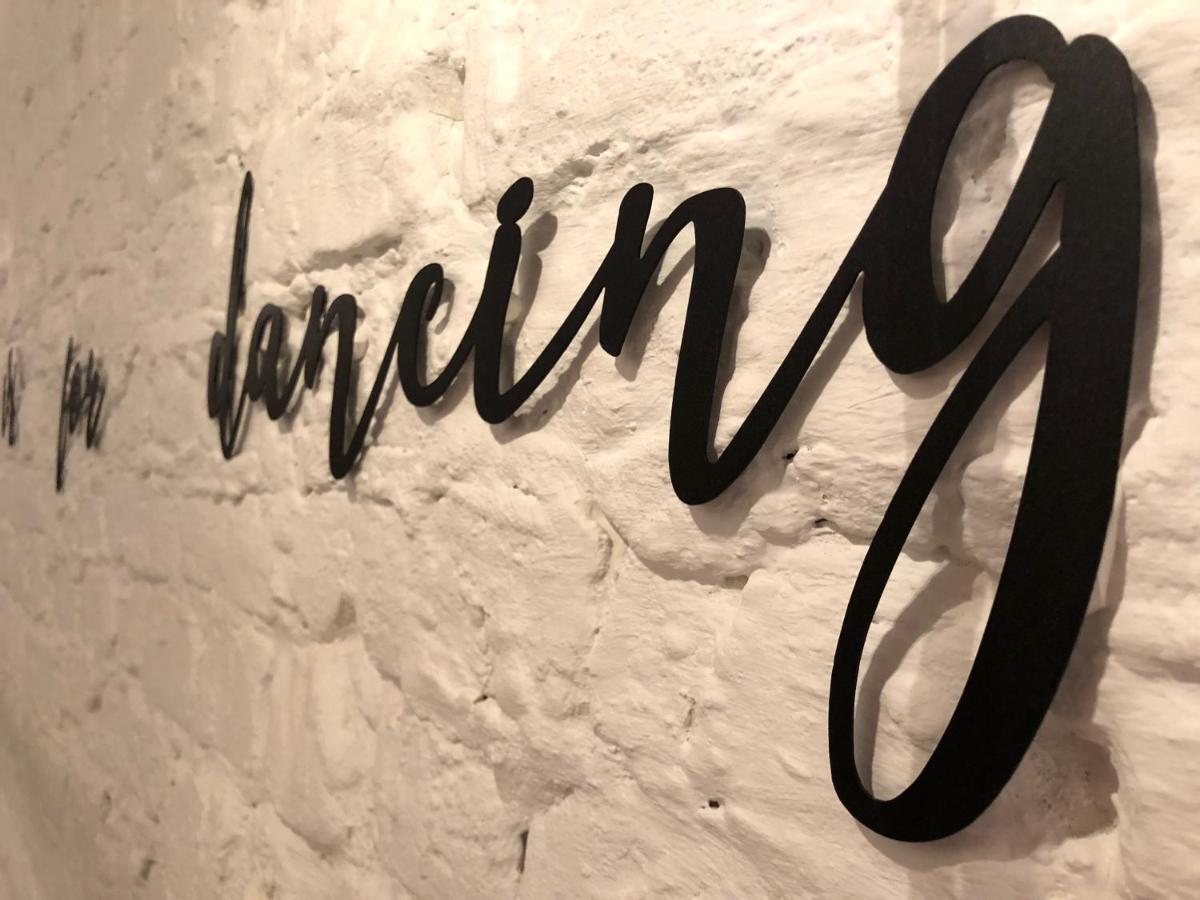 Appartamento Lichtrijke Loft Bij Restaurant Den Olifant Ypres Esterno foto