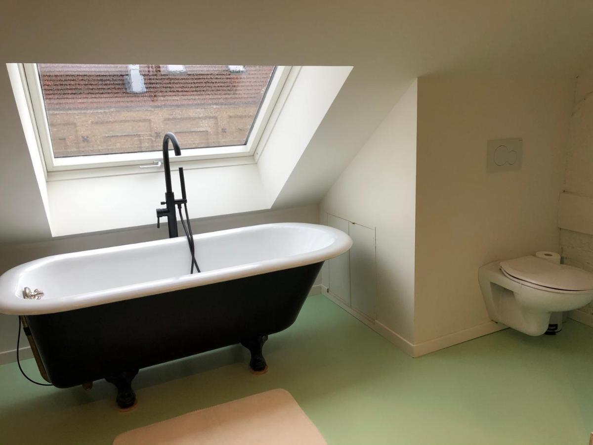 Appartamento Lichtrijke Loft Bij Restaurant Den Olifant Ypres Esterno foto