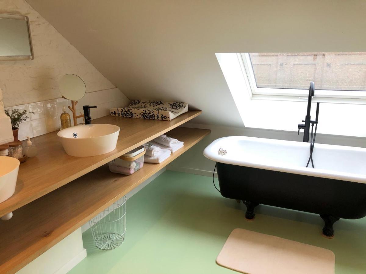 Appartamento Lichtrijke Loft Bij Restaurant Den Olifant Ypres Esterno foto